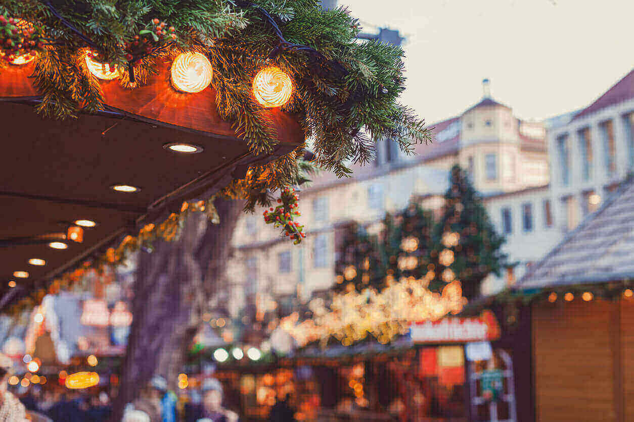 Top Places for Expats to Spend Christmas