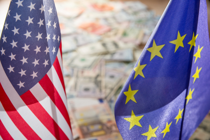 Euro Stumbles on Dismal PMI Releases, US Dollar Knocked by Recession Concerns
